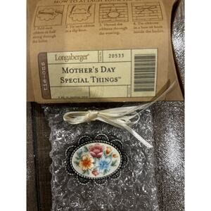 Longaberger 2003 Mother's Day Special Things Basket Tie On Pin floral NEW